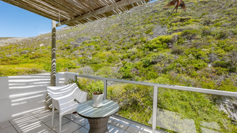 6 Bedroom Property for Sale in Agulhas Western Cape
